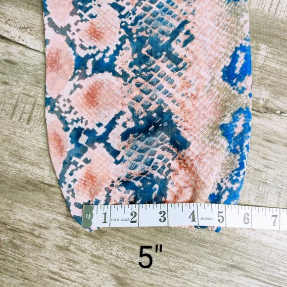 Anthropologie Figuerca & Flower Art to Wear V-Neck Sheer Blouse Animal Print L - Picture 8 of 9